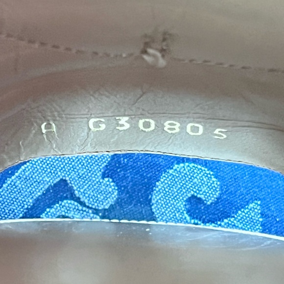 Chanel Gold Metallic Lace Up Sandals Like New In Box - Picture 3 of 8